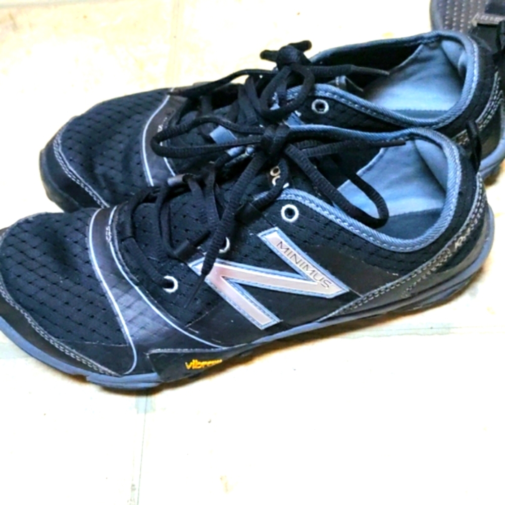 New Balance women's tennis shoes.